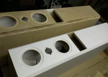 Assembly of the transmissionline enclosure.